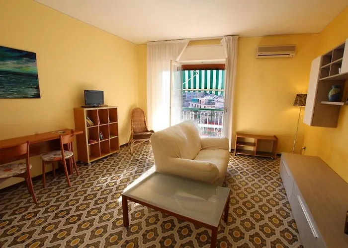 Apartment A 2 Passi Dal Mare *