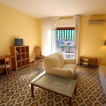 Apartment A 2 Passi Dal Mare *